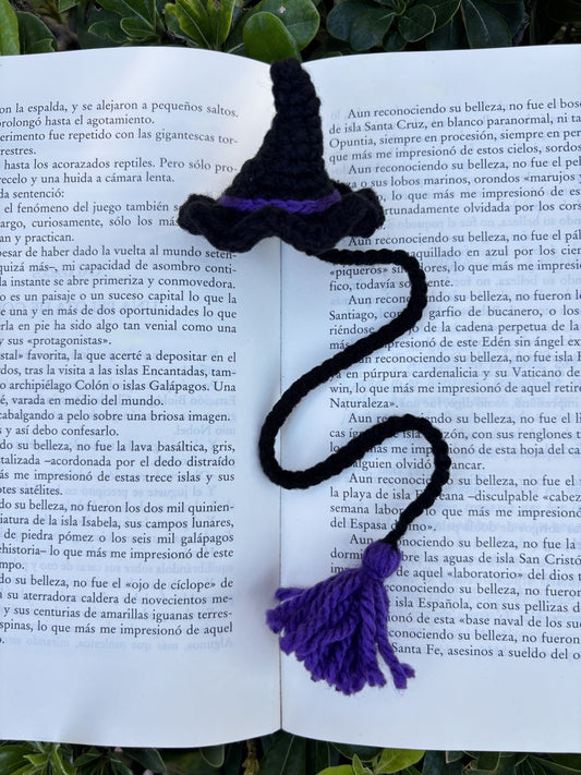 Marcapáginas "Sombrero de Bruja"