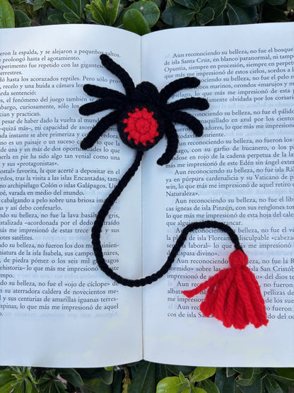 Marcapáginas "Viuda Negra"