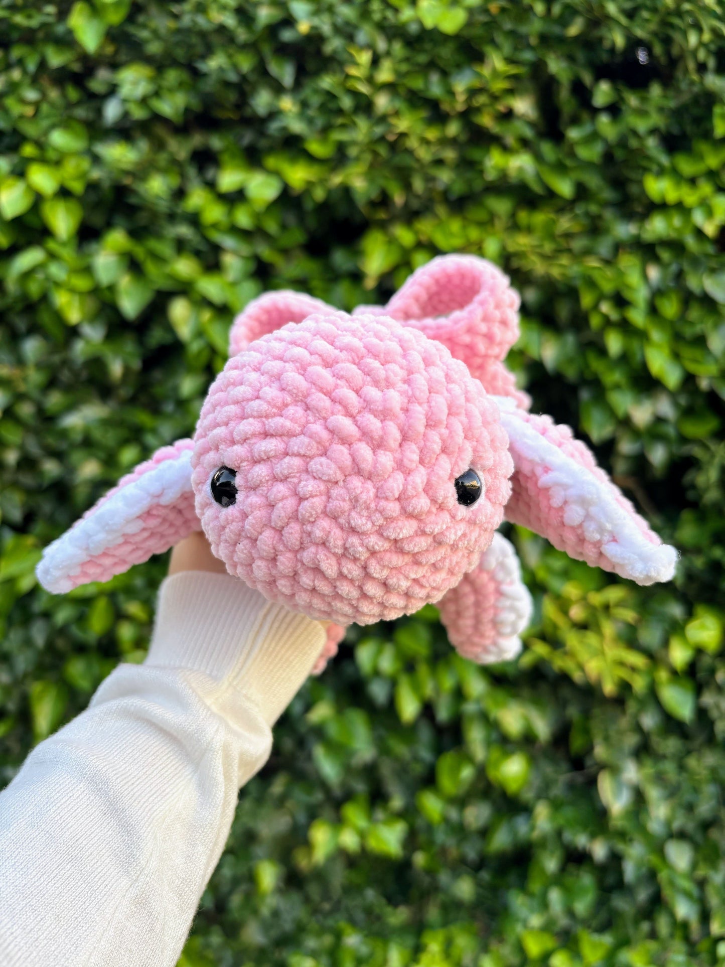 Tortuga rosa con lazo