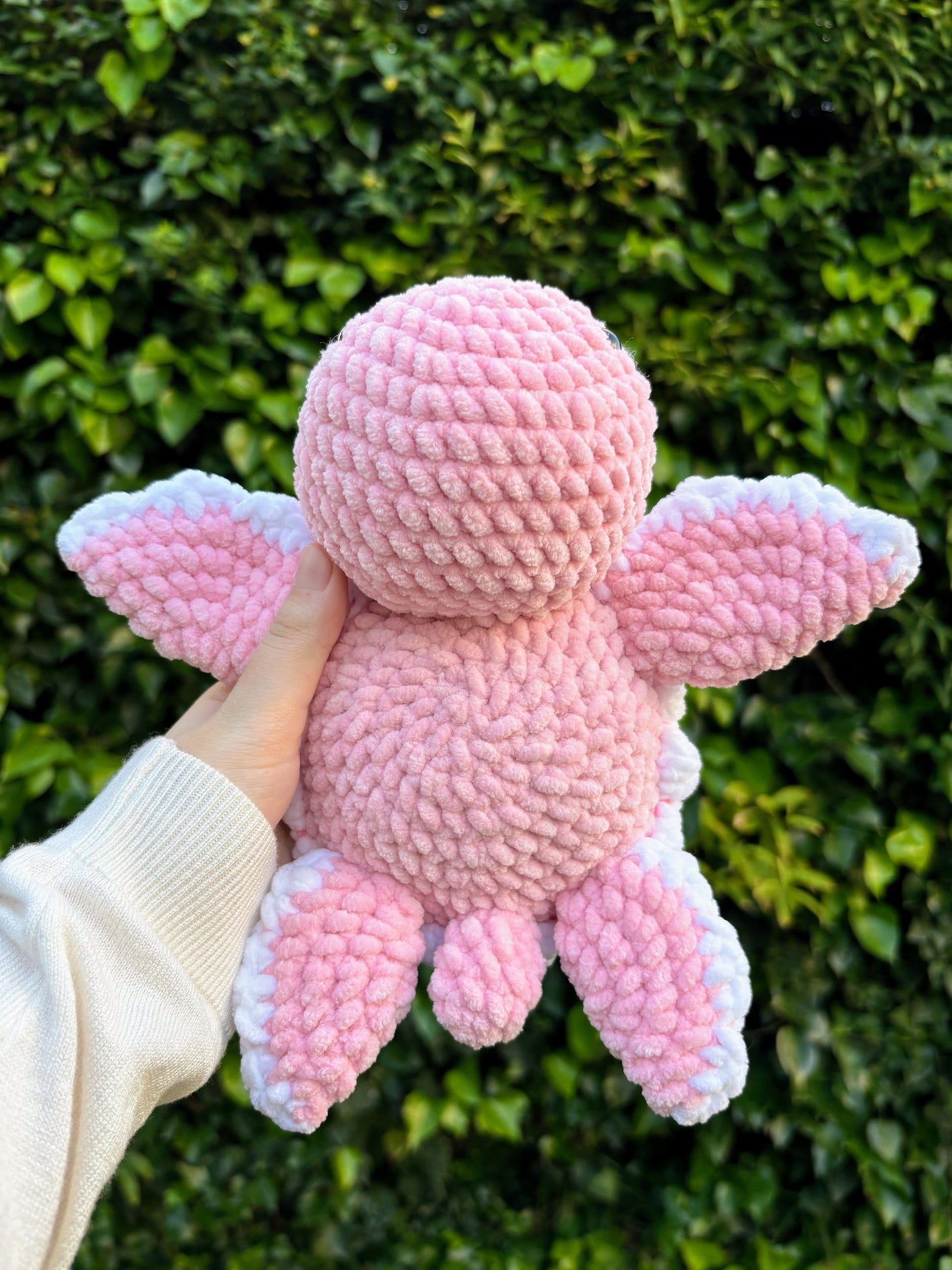 Tortuga rosa con lazo